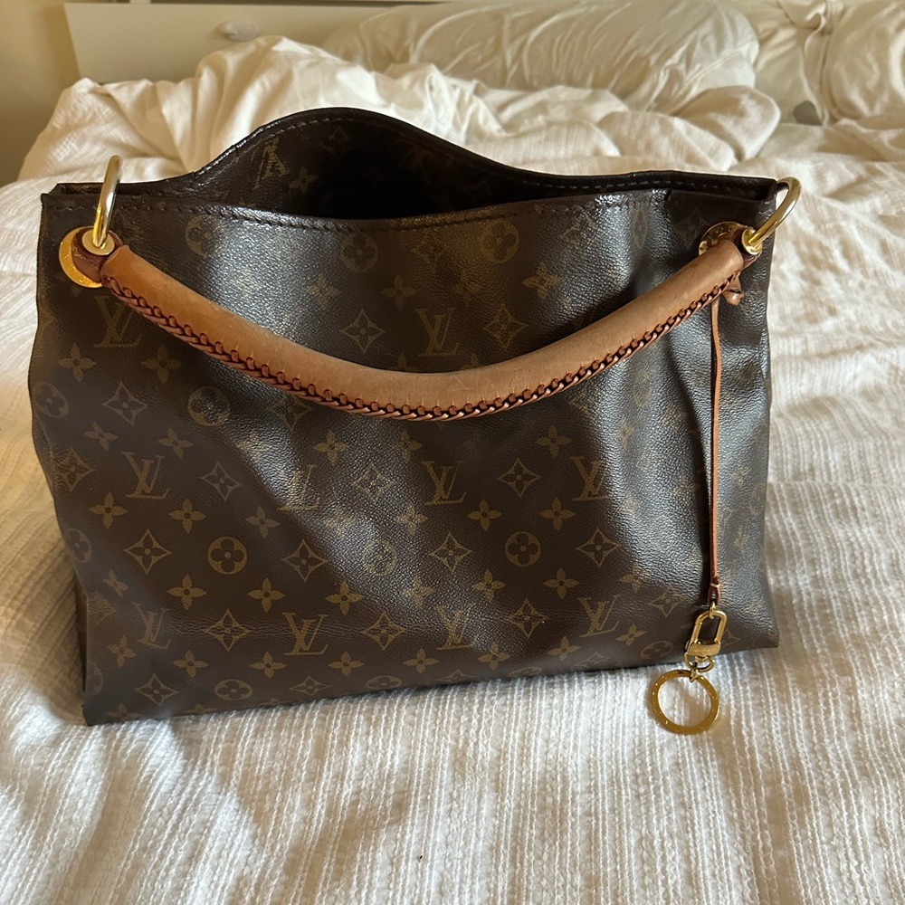 ✨Louis Vuitton Artsy MM - Picture 1 of 16